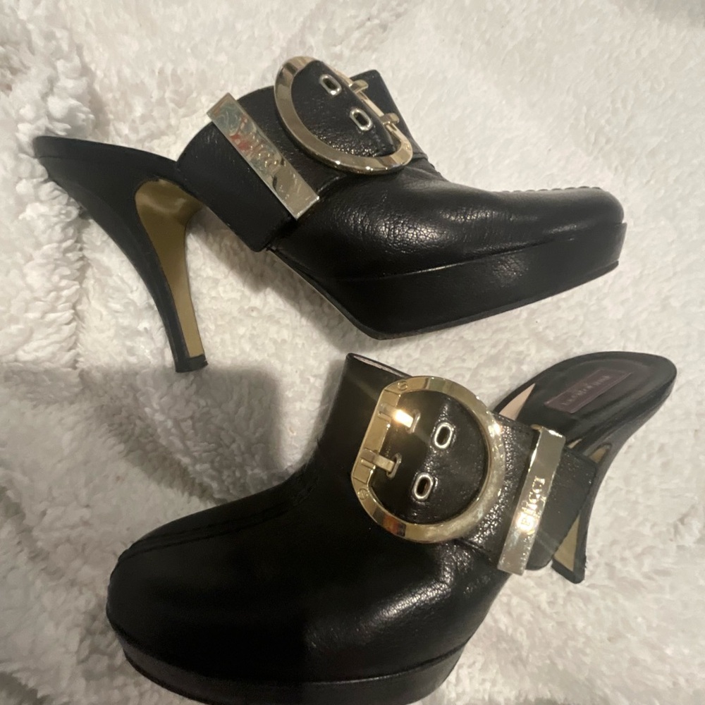 Emilio Pucci Black Mules with Gold Accent Size 39’1/2 - Picture 6 of 6
